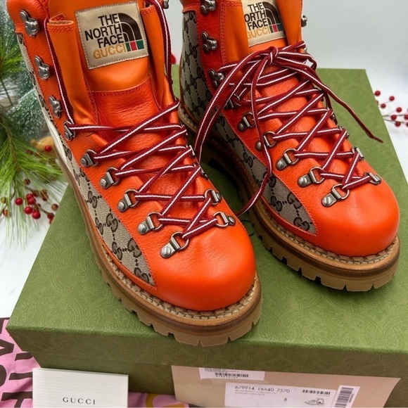 Men’s Gucci, X Northface, leather/canvas boots. Size 8, made in Italy. - Picture 3 of 9